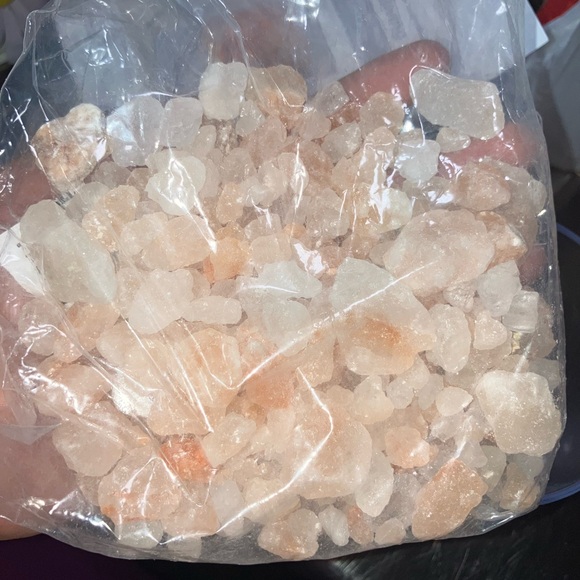 Himalayan Rock Salt Lamp - Picture 5 of 6